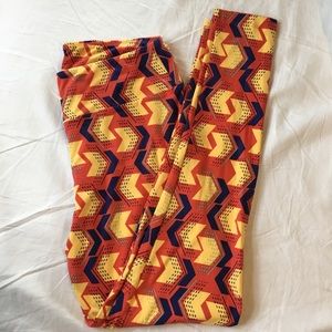 SOLD // TC Lularoe Leggings
